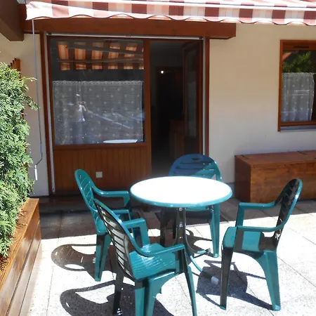Cosy Avec Terrasse Au Centre Du Grand-bornand, Proche Des Pistes Et Commerces - Fr-1-467-83 Appartement